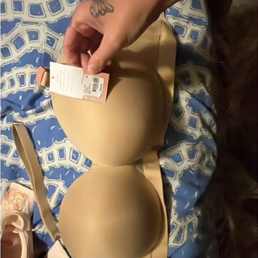 Seamless Nude Bra